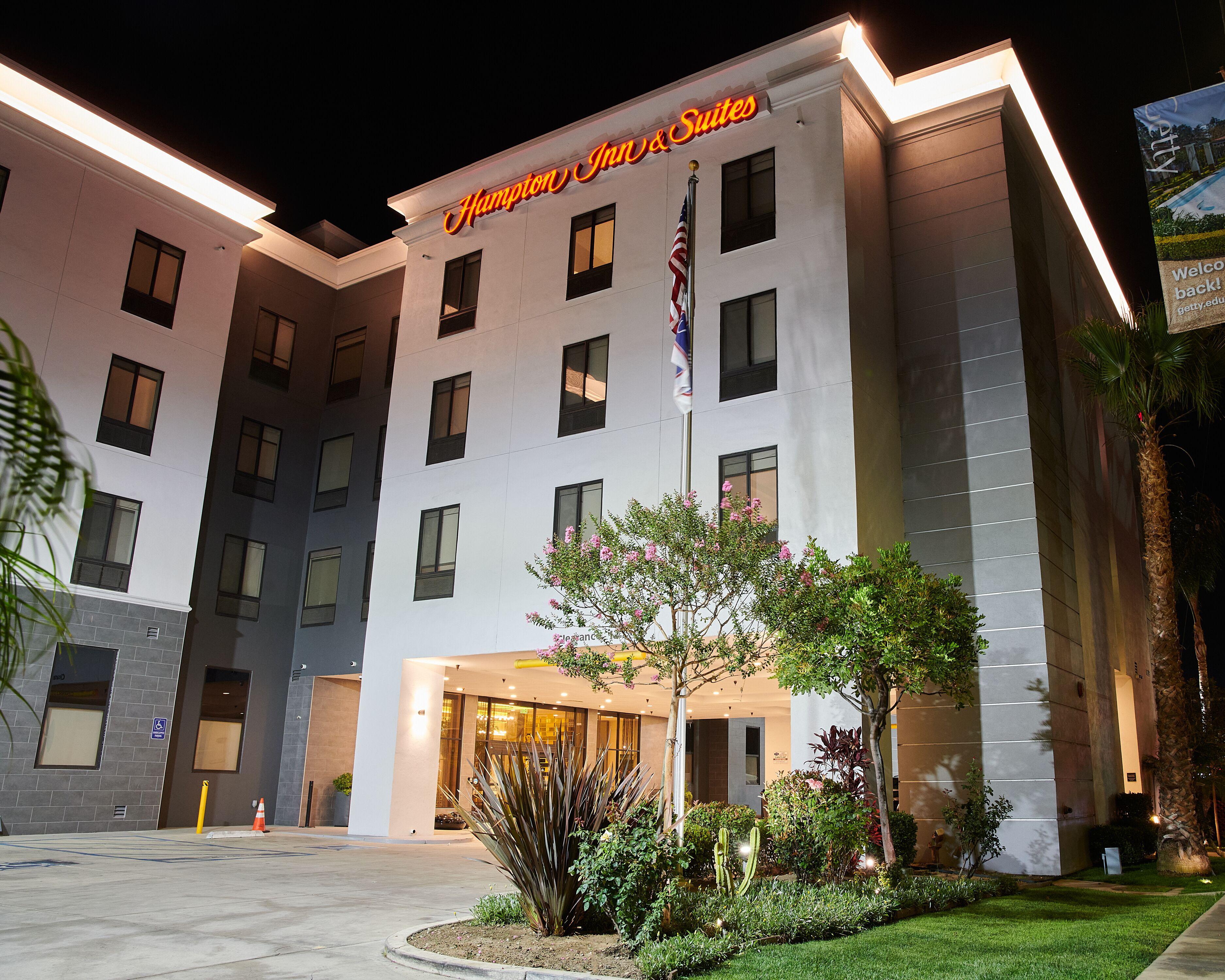 Hampton Inn & Suites Sherman Oaks — Photos 3